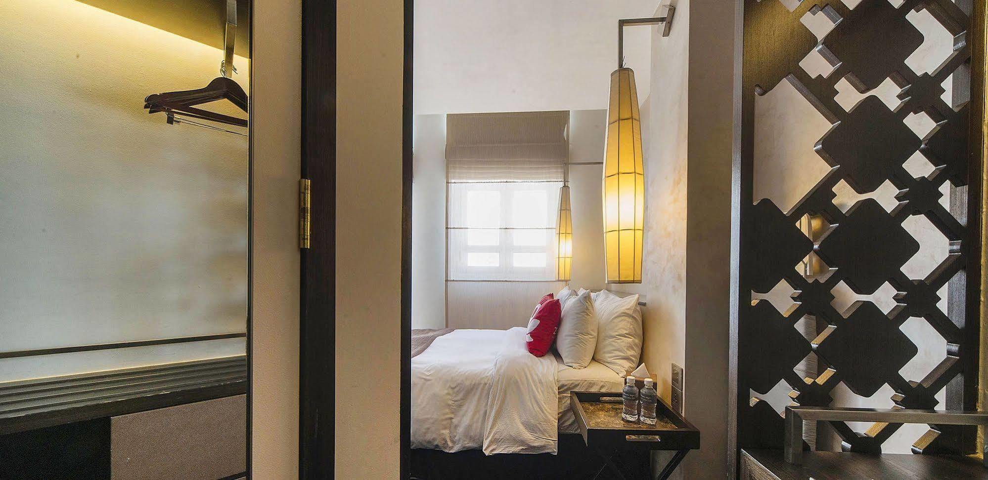 Zen Premium Outram Park Hotel Singapore Exterior foto